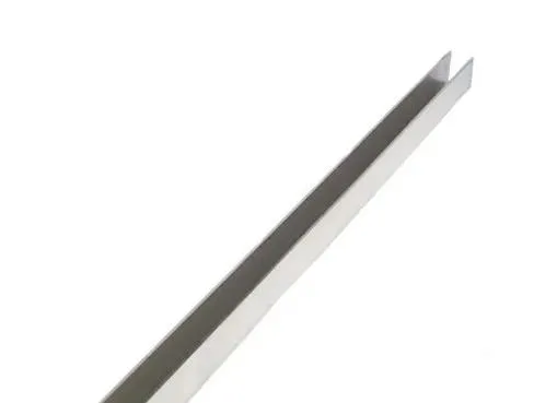 Perfil U para fachadas de vidro.